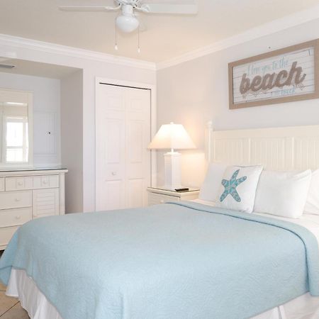Barefoot Beach Resort Clearwater Beach Extérieur photo